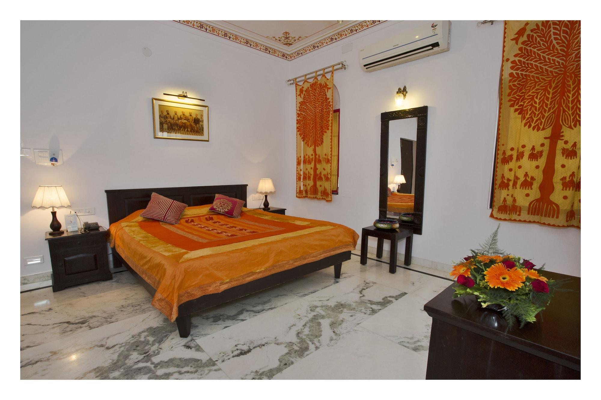 Panna Vilas - A Lake Facing Boutique Hotel Udaipur Exterior photo