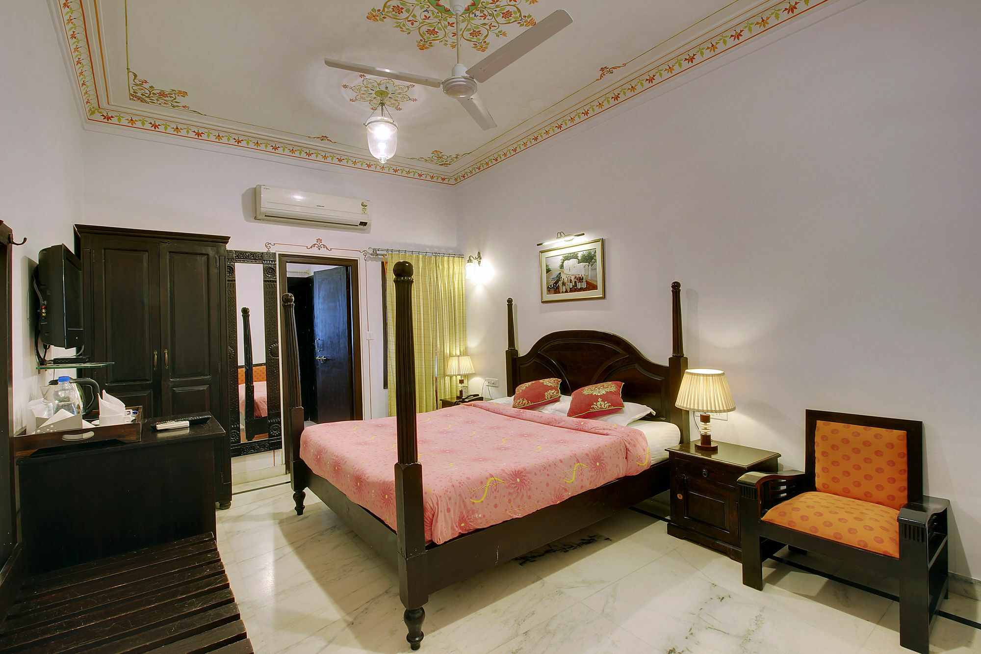 Panna Vilas - A Lake Facing Boutique Hotel Udaipur Exterior photo